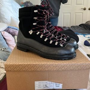 Brand new urban outfitter hiker boots. Never worn mens size 12